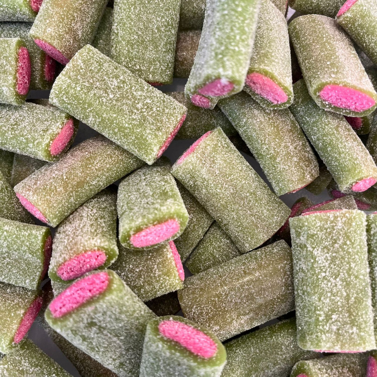Bonbons acidulés à la fraise géants